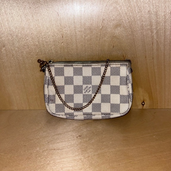 Louis Vuitton White and Blue Checkered Women's Bag - Picture 2 of 10